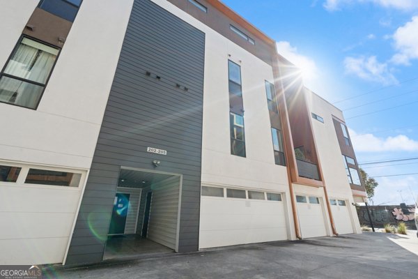 972 Dekalb Avenue, Atlanta