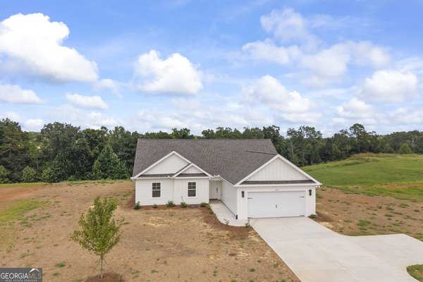 561 Racetrack Road, Toccoa