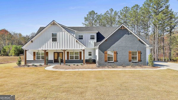 45 Sanders Crossing, Newnan