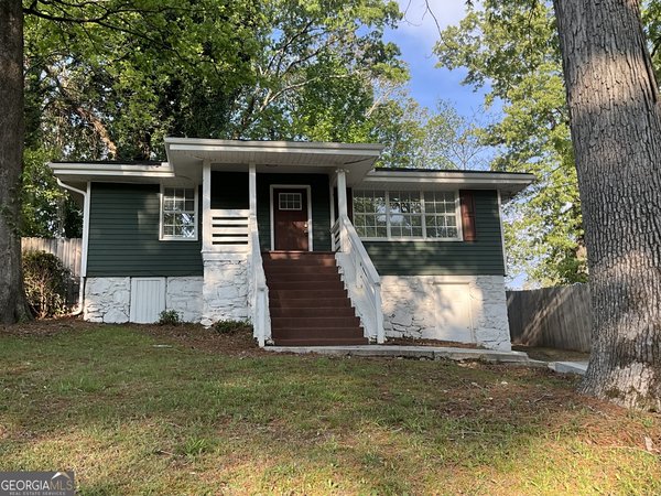 136 Victor Circle, Atlanta