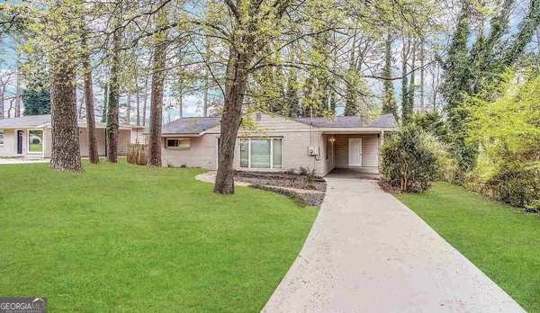 3401 Longleaf Drive, Decatur