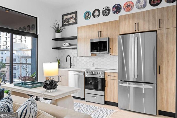 567 Ponce De Leon Avenue, Atlanta