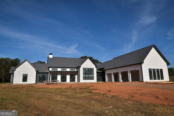 1825 ANDORA Court, Bishop