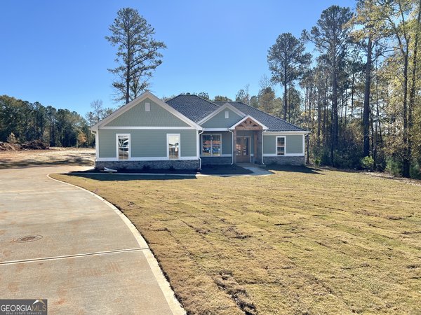 311 Clover Pass, Forsyth