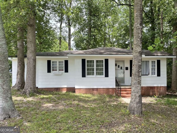 646 Main Street, Swainsboro