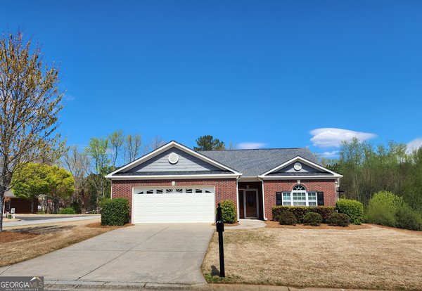 1705 Rolling View Drive, Cumming