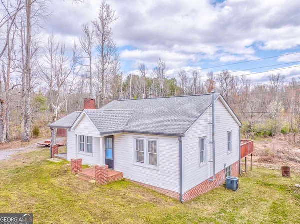 4381 Dixie Highway, Resaca