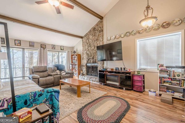 200 Villa Road, Jasper