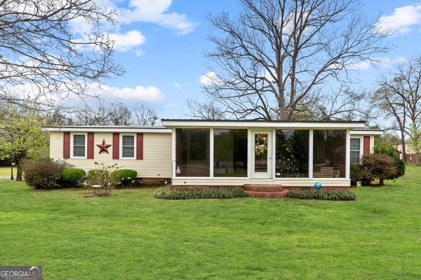 234 Railroad Street, Toomsboro