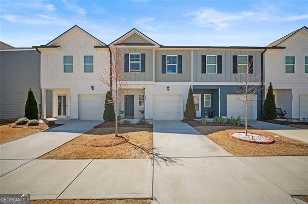 7083 GLADSTONE Circle, Stonecrest