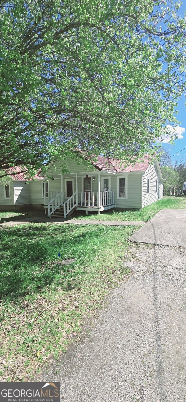 707 Gilbert Lane, Lafayette