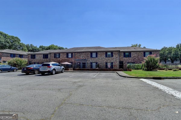 3071 Colonial Way, Atlanta