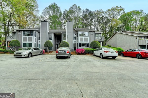 6300 Woodmont Boulevard, Peachtree Corners