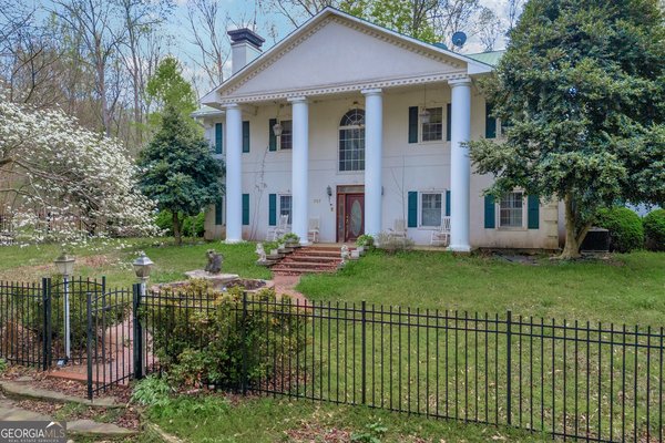 743 Blacks Creek Church Road, Danielsville