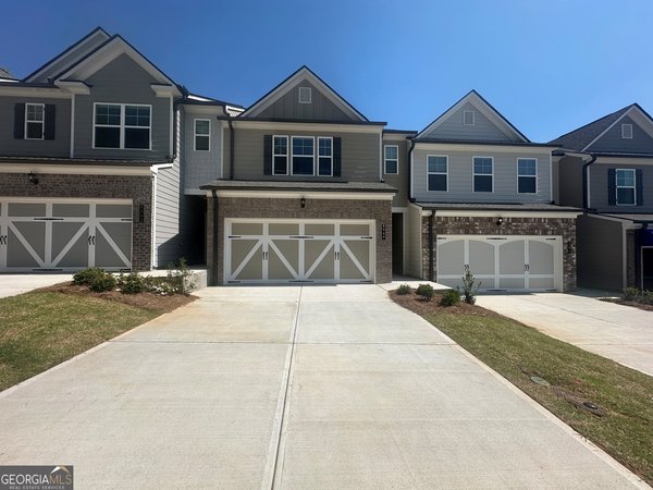5651 Chickory Drive, Flowery Branch