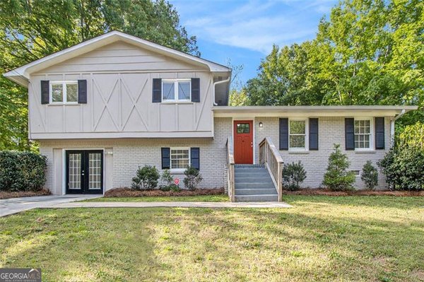 3995 EMERALD NORTH Drive, Decatur