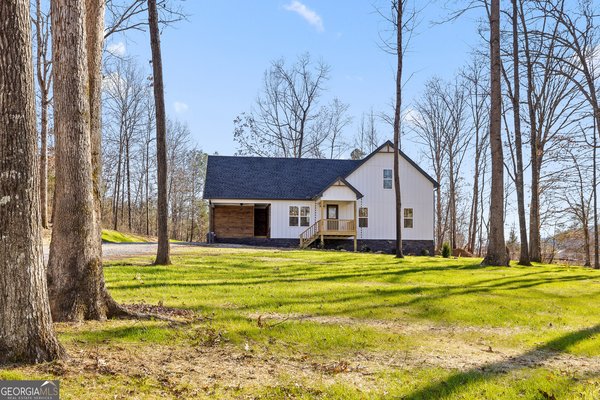 1145 Daniels Road, Trenton