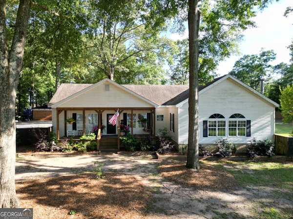 1061 South Lake Drive, East Dublin