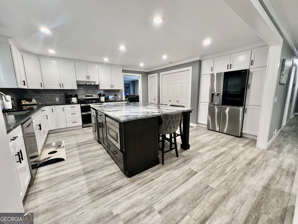 37 Lake Drive, Lagrange