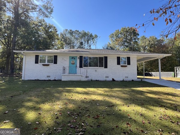 317 COMMUNITY Drive, Mableton