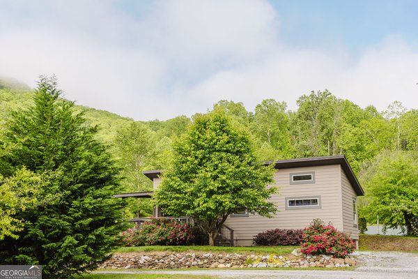 36 Maple Springs Lane, Mountain City