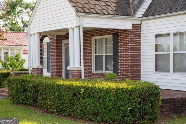 298 Main Street, Baxley