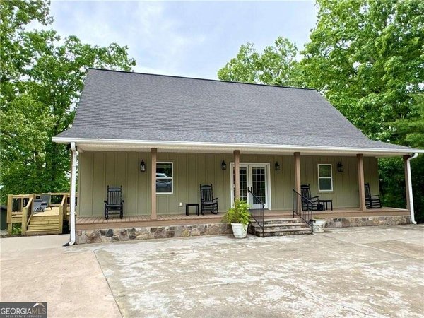 1803 Chatuge Hills Road, Hiawassee
