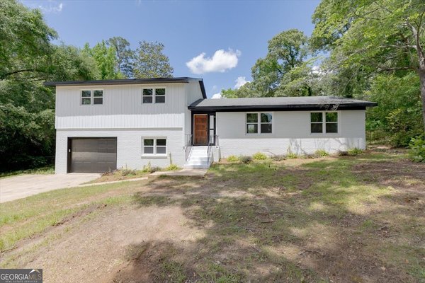 216 Randall Drive, Warner Robins