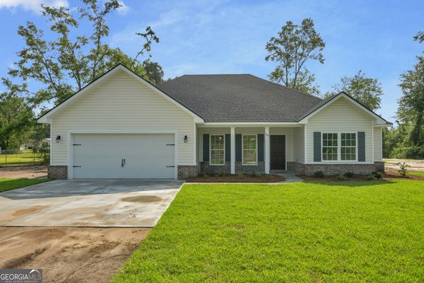 160 Mill Pond Lane, Ludowici