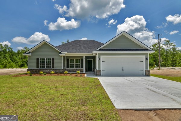 184 Mill Pond Lane, Ludowici