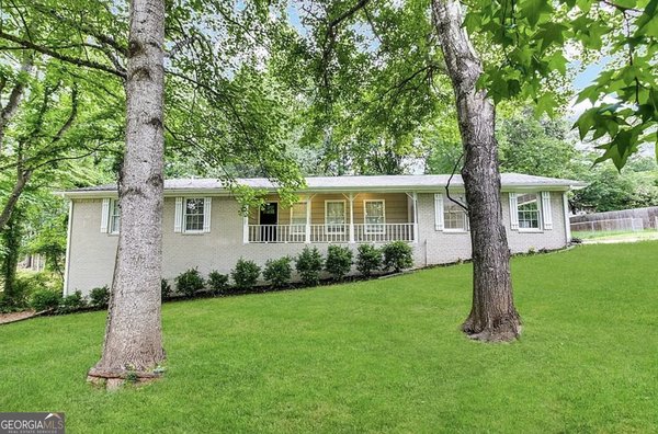 6236 Shallow Creek Lane, Douglasville