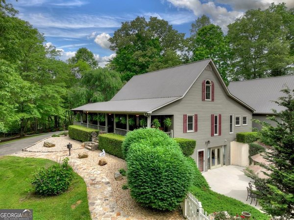 270 Stone Lane, Blue Ridge