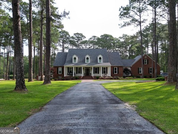 100 Long Pine Road, Tifton