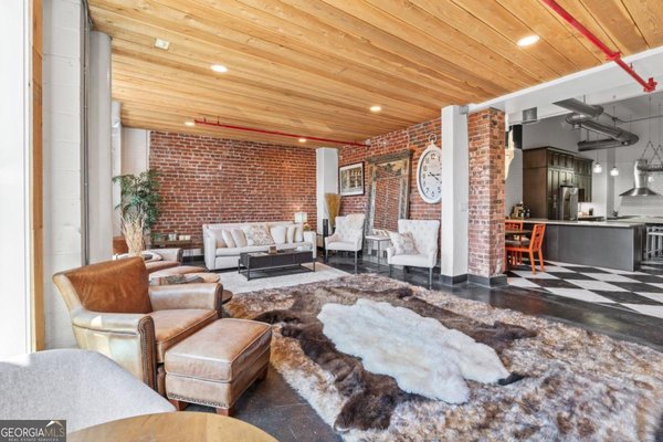 87 Peachtree Street, Atlanta