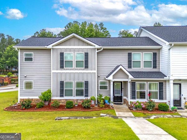 6330 Garden Circle, Douglasville