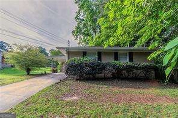 4029 Moffat Court, Decatur