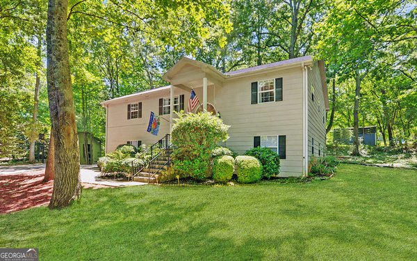 325 Springwood Drive, Clarkesville