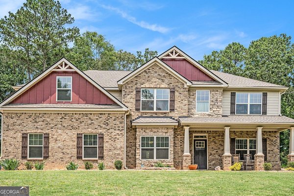 381 Homestead Circle, Forsyth