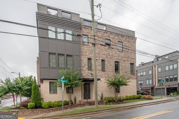 1 Newnan Views Circle, Newnan