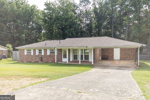 3829 Bright Star Road, Douglasville