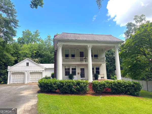 1242 Star Drive, Brookhaven