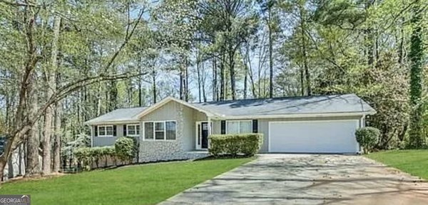 530 Valley Woods Circle, Conyers