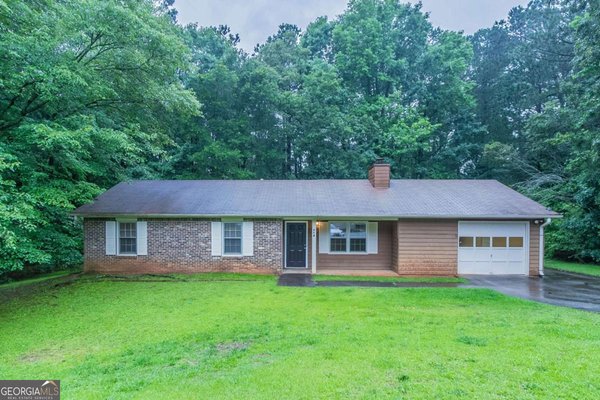 604 Hamlet Court, Conyers
