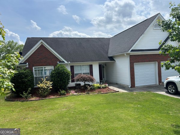 2256 Hansford Pass, Buford