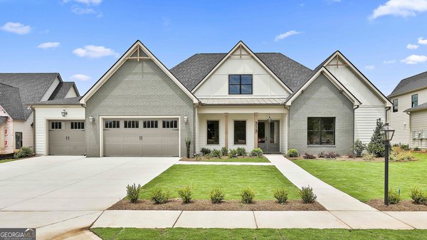 313 Ruffian Circle, Peachtree City