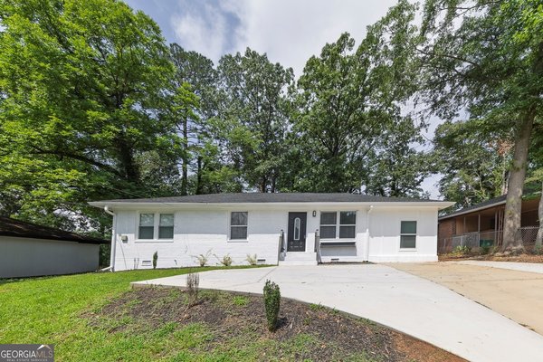 2899 Gresham Road, Atlanta