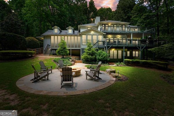 627 Apache Trail, Woodstock