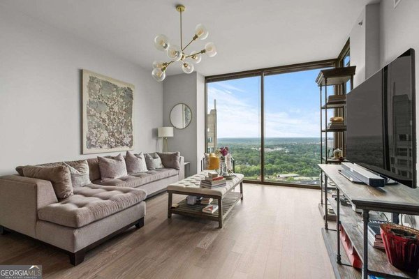 270 17TH Street, Atlanta