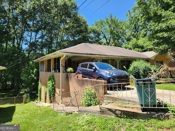 965 stokeswood Avenue, Atlanta