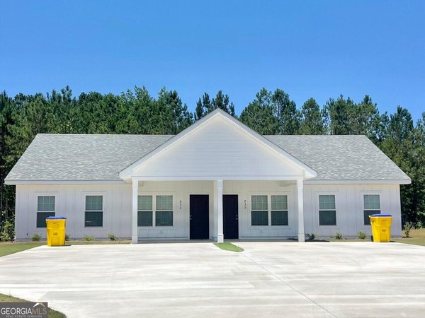 230 & 232 Firefly Lane, Brooklet